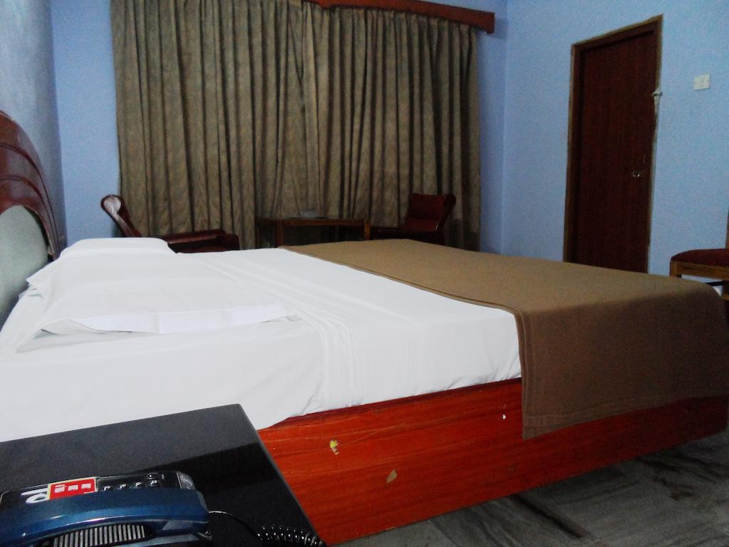 Hotel Bhimas Paradise Tirupati Extérieur photo