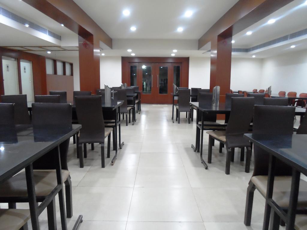 Hotel Bhimas Paradise Tirupati Extérieur photo