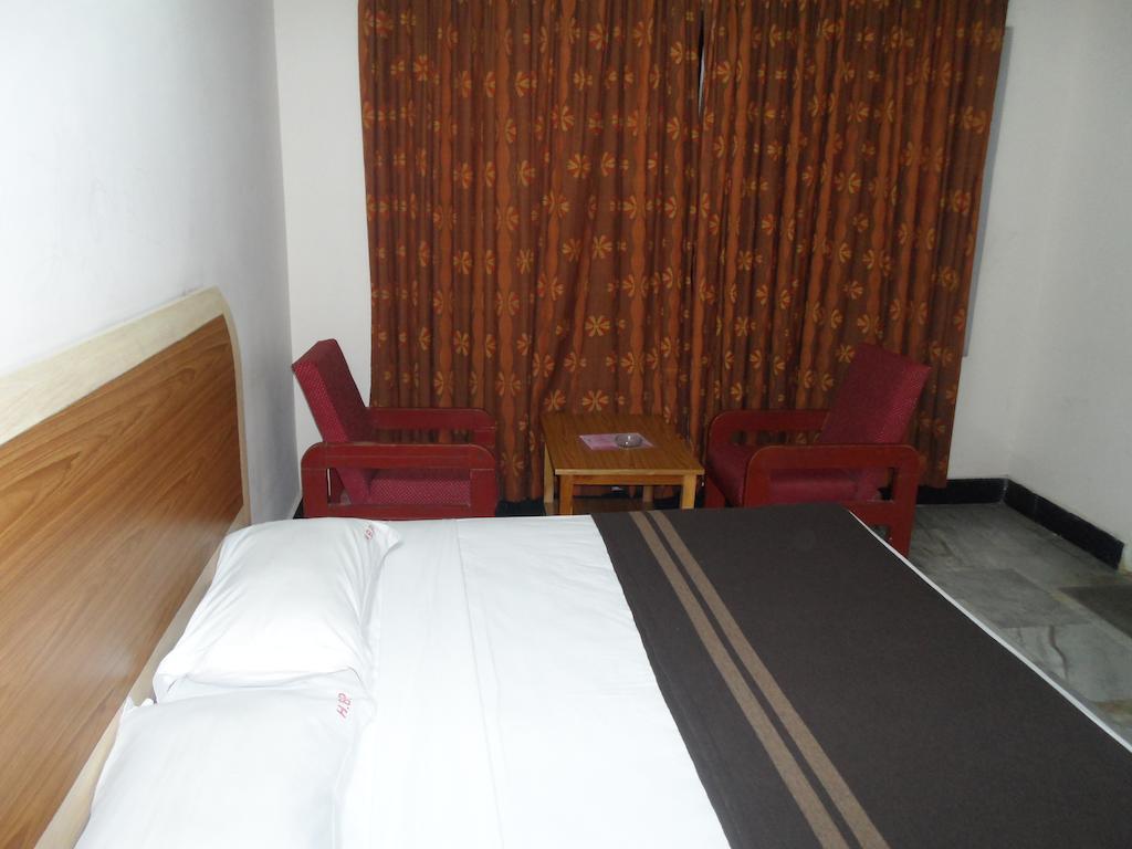 Hotel Bhimas Paradise Tirupati Extérieur photo
