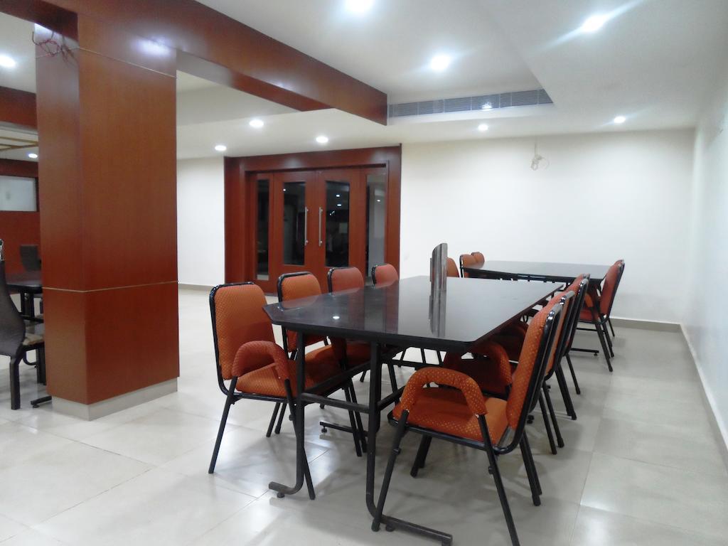 Hotel Bhimas Paradise Tirupati Extérieur photo